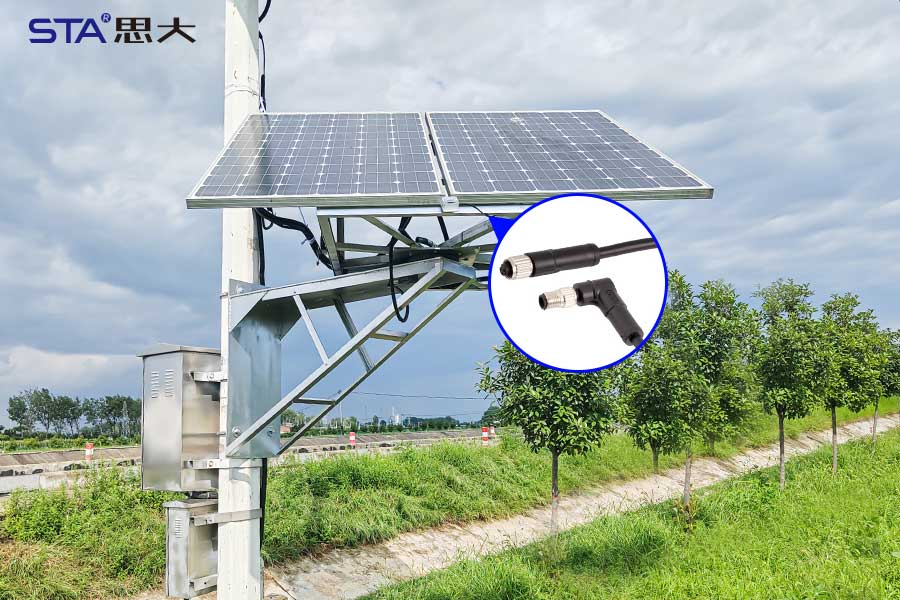 M5系列连接器在光源板上的应用：小接口，大作用